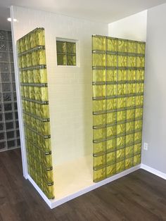 Quality Glass Block Design Line Wall Kit